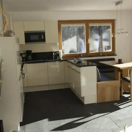Apartment In Samnaun-ravaisch - Oberhalb Der Gondel